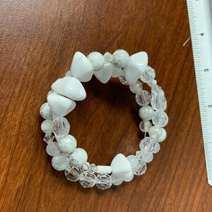 Chic White and Silver Beaded Bracelet